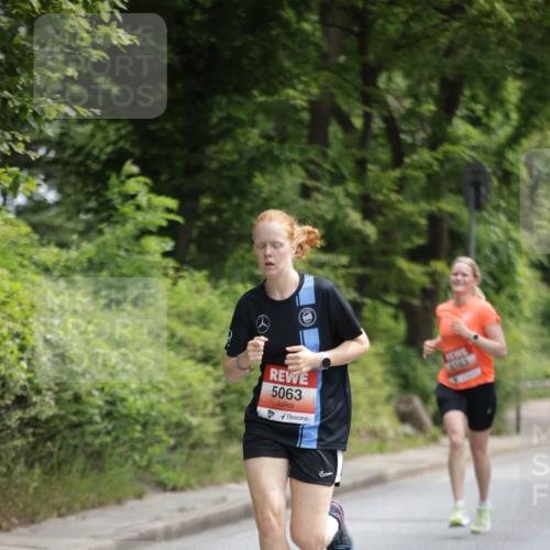 15.06.2025 - REWE Women's Run Jannik Wohlers http://msf.ph/oto/7965234 15.06.2025 09:59:58 Laufen 5063 meine-sportfotos.de