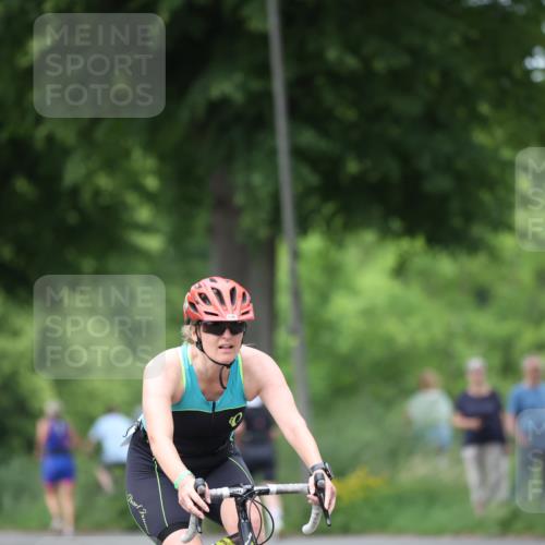 15.06.2025 - 7 Türme Triathlon Yannick Fuchs http://msf.ph/oto/7965237 15.06.2025 13:57:32 Radfahren 484, 961, 1096 meine-sportfotos.de