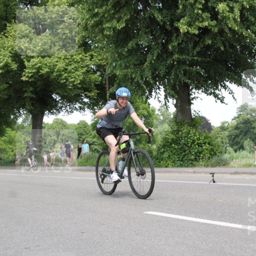 15.06.2025 - 7 Türme Triathlon Yannick Fuchs http://msf.ph/oto/7965291 15.06.2025 13:07:05 Radfahren  meine-sportfotos.de