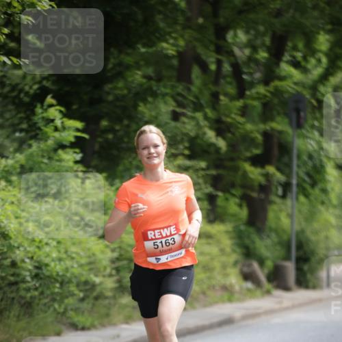 15.06.2025 - REWE Women's Run Jannik Wohlers http://msf.ph/oto/7965329 15.06.2025 10:00:01 Laufen 5163 meine-sportfotos.de