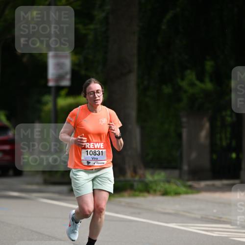 15.06.2025 - REWE Women's Run Dr. Thomas Lammeyer http://msf.ph/oto/7965360 15.06.2025 09:53:26 Laufen 10831 meine-sportfotos.de