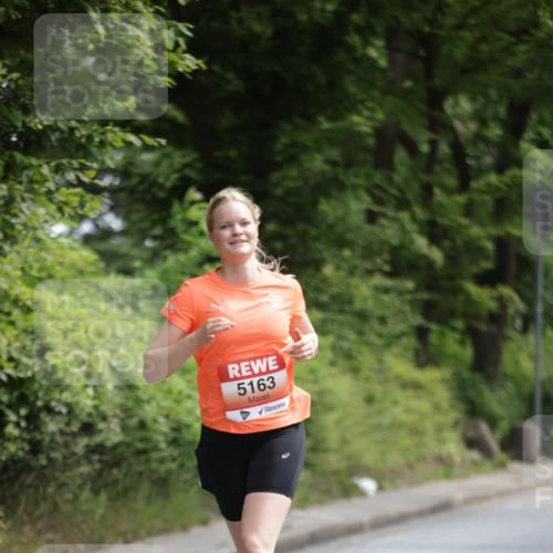 15.06.2025 - REWE Women's Run Jannik Wohlers http://msf.ph/oto/7965386 15.06.2025 10:00:02 Laufen 5163 meine-sportfotos.de