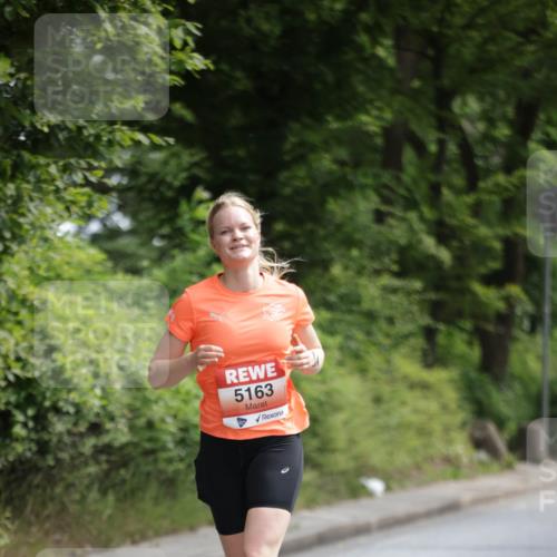 15.06.2025 - REWE Women's Run Jannik Wohlers http://msf.ph/oto/7965390 15.06.2025 10:00:02 Laufen 5163 meine-sportfotos.de
