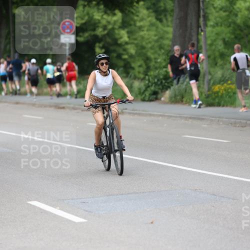 15.06.2025 - 7 Türme Triathlon Yannick Fuchs http://msf.ph/oto/7965415 15.06.2025 13:58:25 Radfahren 965 meine-sportfotos.de