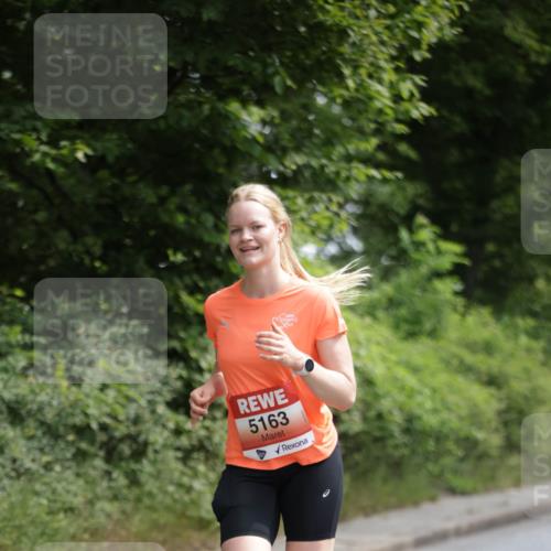 15.06.2025 - REWE Women's Run Jannik Wohlers http://msf.ph/oto/7965469 15.06.2025 10:00:03 Laufen 5163 meine-sportfotos.de