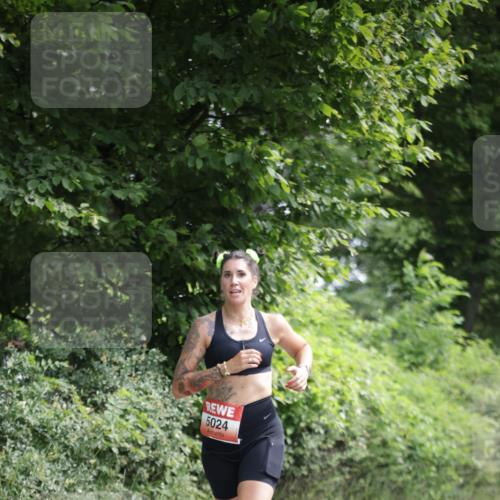 15.06.2025 - REWE Women's Run Jannik Wohlers http://msf.ph/oto/7965501 15.06.2025 10:00:14 Laufen 5024 meine-sportfotos.de