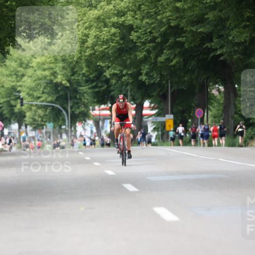 15.06.2025 - 7 Türme Triathlon Yannick Fuchs http://msf.ph/oto/7965522 15.06.2025 13:59:00 Radfahren 458 meine-sportfotos.de