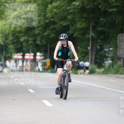 15.06.2025 - 7 Türme Triathlon Yannick Fuchs http://msf.ph/oto/7965616 15.06.2025 13:59:23 Radfahren 830 meine-sportfotos.de
