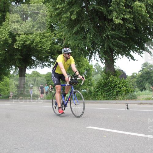 15.06.2025 - 7 Türme Triathlon Yannick Fuchs http://msf.ph/oto/7965687 15.06.2025 13:11:49 Radfahren  meine-sportfotos.de