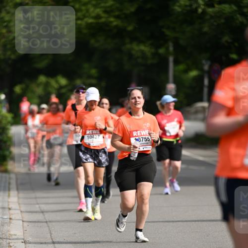 15.06.2025 - REWE Women's Run Dr. Thomas Lammeyer http://msf.ph/oto/7965725 15.06.2025 09:53:40 Laufen 10427, 10755 meine-sportfotos.de