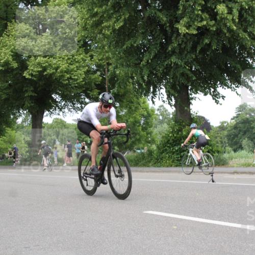 15.06.2025 - 7 Türme Triathlon Yannick Fuchs http://msf.ph/oto/7965726 15.06.2025 13:12:04 Radfahren  meine-sportfotos.de