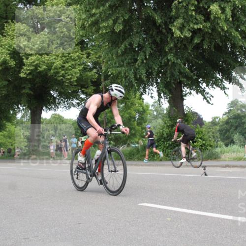 15.06.2025 - 7 Türme Triathlon Yannick Fuchs http://msf.ph/oto/7965754 15.06.2025 13:12:37 Radfahren  meine-sportfotos.de