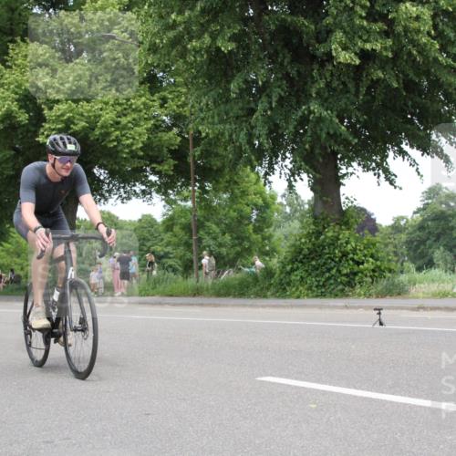 15.06.2025 - 7 Türme Triathlon Yannick Fuchs http://msf.ph/oto/7965766 15.06.2025 13:12:54 Radfahren  meine-sportfotos.de