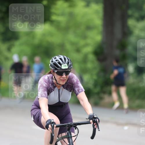 15.06.2025 - 7 Türme Triathlon Yannick Fuchs http://msf.ph/oto/7965768 15.06.2025 14:00:13 Radfahren 1170 meine-sportfotos.de
