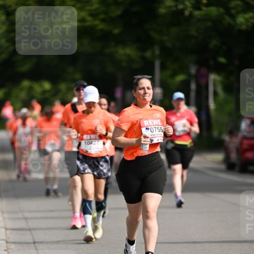 15.06.2025 - REWE Women's Run Dr. Thomas Lammeyer http://msf.ph/oto/7965785 15.06.2025 09:53:41 Laufen 10427, 0755 meine-sportfotos.de