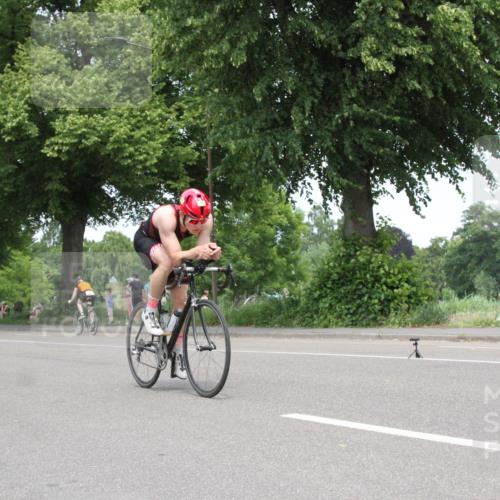 15.06.2025 - 7 Türme Triathlon Yannick Fuchs http://msf.ph/oto/7965796 15.06.2025 13:13:08 Radfahren  meine-sportfotos.de