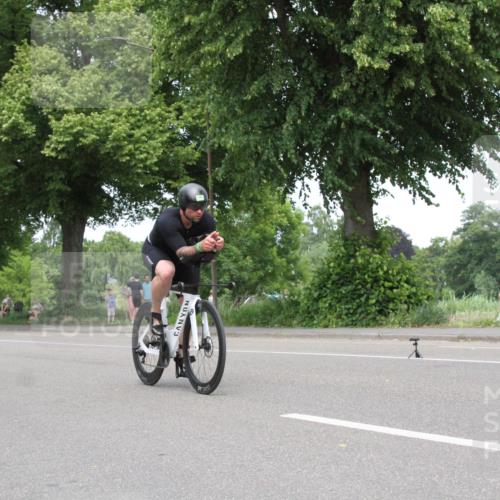15.06.2025 - 7 Türme Triathlon Yannick Fuchs http://msf.ph/oto/7965819 15.06.2025 13:13:15 Radfahren  meine-sportfotos.de