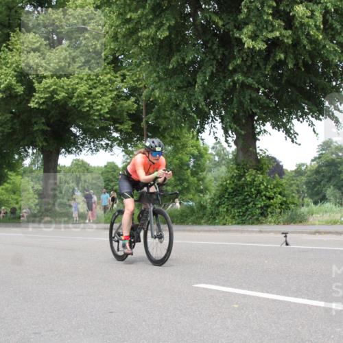 15.06.2025 - 7 Türme Triathlon Yannick Fuchs http://msf.ph/oto/7965834 15.06.2025 13:13:18 Radfahren  meine-sportfotos.de