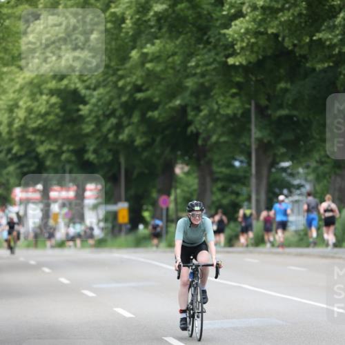 15.06.2025 - 7 Türme Triathlon Yannick Fuchs http://msf.ph/oto/7965862 15.06.2025 14:00:24 Radfahren 405 meine-sportfotos.de