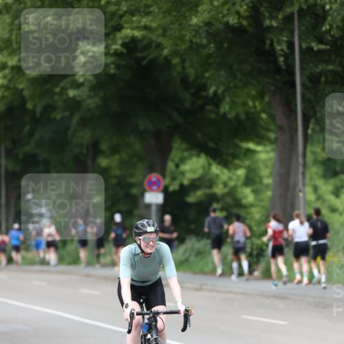 15.06.2025 - 7 Türme Triathlon Yannick Fuchs http://msf.ph/oto/7965884 15.06.2025 14:00:26 Radfahren 405 meine-sportfotos.de