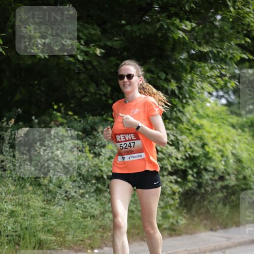 15.06.2025 - REWE Women's Run Jannik Wohlers http://msf.ph/oto/7965906 15.06.2025 10:00:56 Laufen 5247 meine-sportfotos.de