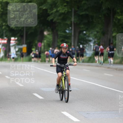 15.06.2025 - 7 Türme Triathlon Yannick Fuchs http://msf.ph/oto/7965916 15.06.2025 14:00:36 Radfahren 401 meine-sportfotos.de