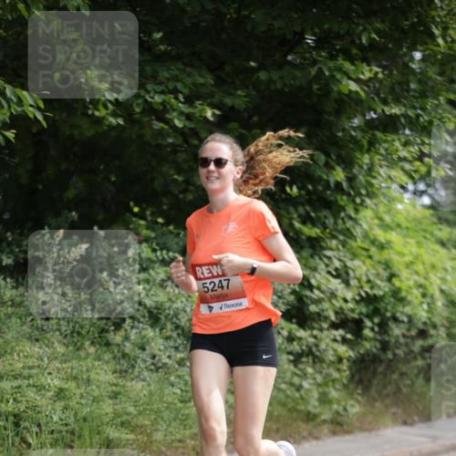 15.06.2025 - REWE Women's Run Jannik Wohlers http://msf.ph/oto/7965917 15.06.2025 10:00:56 Laufen 5247 meine-sportfotos.de