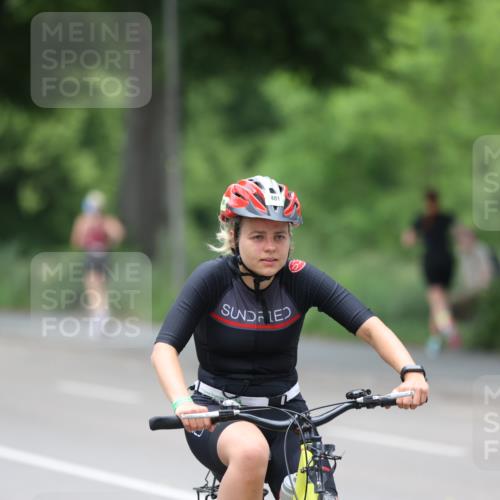 15.06.2025 - 7 Türme Triathlon Yannick Fuchs http://msf.ph/oto/7965938 15.06.2025 14:00:38 Radfahren 401 meine-sportfotos.de