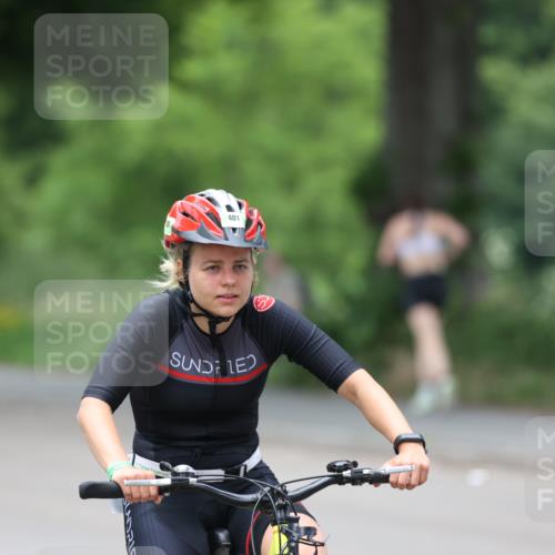 15.06.2025 - 7 Türme Triathlon Yannick Fuchs http://msf.ph/oto/7965946 15.06.2025 14:00:38 Radfahren 401 meine-sportfotos.de