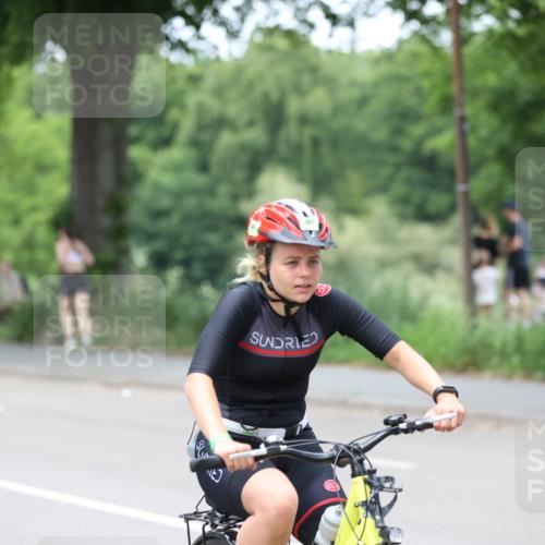 15.06.2025 - 7 Türme Triathlon Yannick Fuchs http://msf.ph/oto/7965959 15.06.2025 14:00:38 Radfahren 401 meine-sportfotos.de