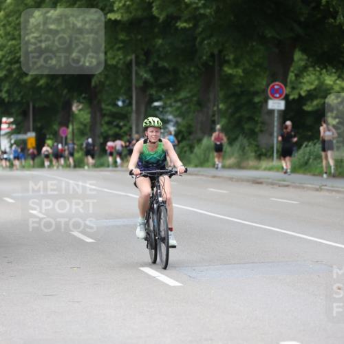 15.06.2025 - 7 Türme Triathlon Yannick Fuchs http://msf.ph/oto/7965990 15.06.2025 14:00:47 Radfahren  meine-sportfotos.de