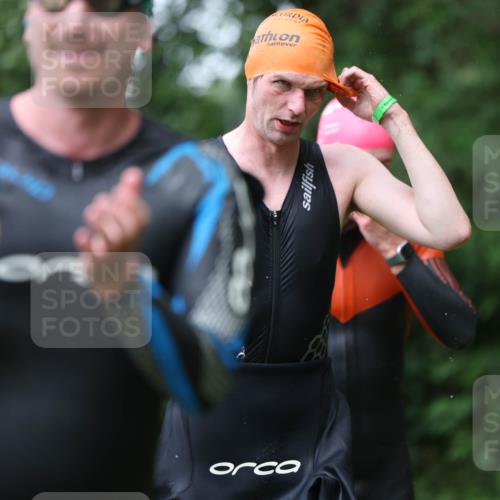 15.06.2025 - 7 Türme Triathlon Michael Strokosch http://msf.ph/oto/7965999 15.06.2025 12:19:55 Schwimmen 372, 483, 488, 531, 536, 538, 550, 585, 594, 612, 631, 635 meine-sportfotos.de