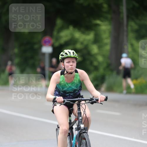15.06.2025 - 7 Türme Triathlon Yannick Fuchs http://msf.ph/oto/7966004 15.06.2025 14:00:48 Radfahren  meine-sportfotos.de