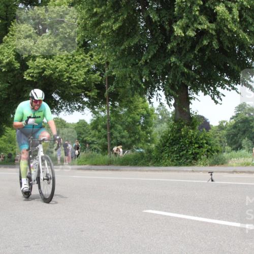 15.06.2025 - 7 Türme Triathlon Yannick Fuchs http://msf.ph/oto/7966019 15.06.2025 13:14:29 Radfahren  meine-sportfotos.de
