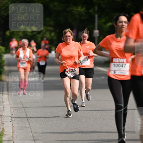 15.06.2025 - REWE Women's Run Dr. Thomas Lammeyer http://msf.ph/oto/7966021 15.06.2025 09:53:48 Laufen 10047 meine-sportfotos.de