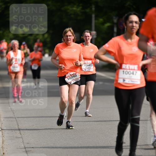 15.06.2025 - REWE Women's Run Dr. Thomas Lammeyer http://msf.ph/oto/7966037 15.06.2025 09:53:48 Laufen 10260, 10641, 10047 meine-sportfotos.de