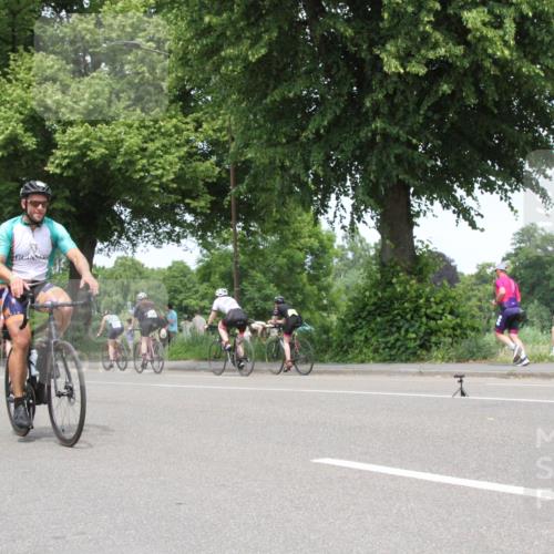 15.06.2025 - 7 Türme Triathlon Yannick Fuchs http://msf.ph/oto/7966073 15.06.2025 13:14:48 Radfahren  meine-sportfotos.de