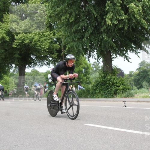 15.06.2025 - 7 Türme Triathlon Yannick Fuchs http://msf.ph/oto/7966091 15.06.2025 13:14:59 Radfahren  meine-sportfotos.de