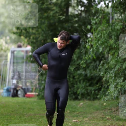 15.06.2025 - 7 Türme Triathlon Michael Strokosch http://msf.ph/oto/7966183 15.06.2025 12:20:15 Schwimmen 372, 438, 573, 585, 595, 604, 610, 613, 631, 634 meine-sportfotos.de