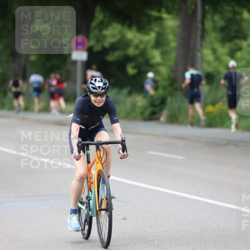 15.06.2025 - 7 Türme Triathlon Yannick Fuchs http://msf.ph/oto/7966244 15.06.2025 14:02:24 Radfahren 803 meine-sportfotos.de