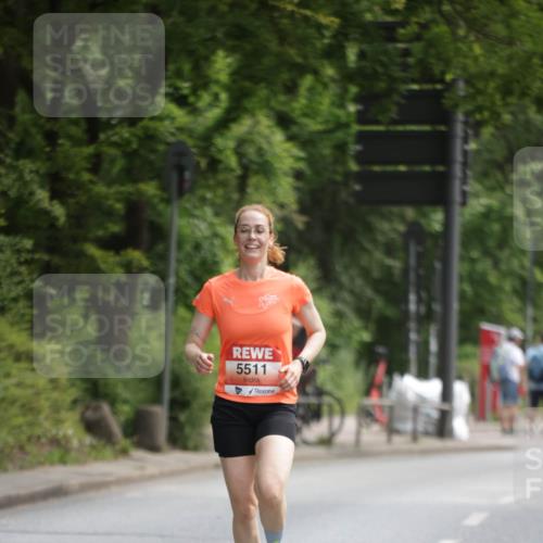 15.06.2025 - REWE Women's Run Jannik Wohlers http://msf.ph/oto/7966253 15.06.2025 10:01:27 Laufen 5511 meine-sportfotos.de