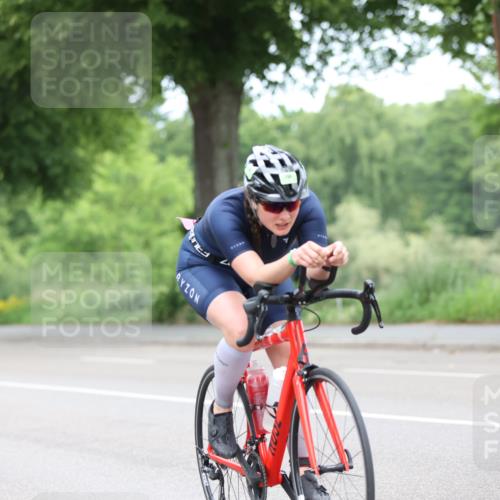 15.06.2025 - 7 Türme Triathlon Yannick Fuchs http://msf.ph/oto/7966264 15.06.2025 11:16:44 Radfahren  meine-sportfotos.de