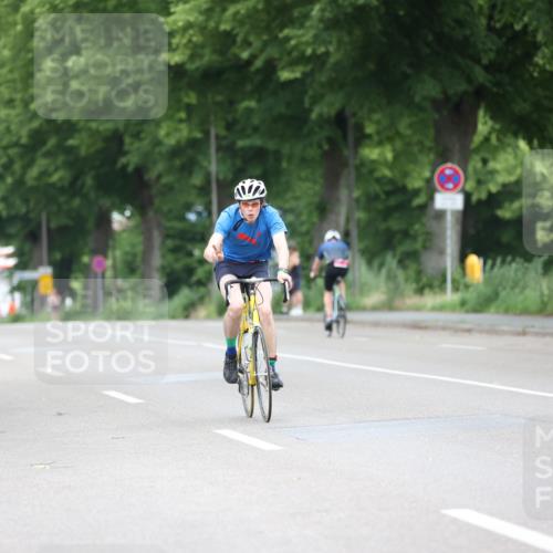 15.06.2025 - 7 Türme Triathlon Yannick Fuchs http://msf.ph/oto/7966314 15.06.2025 11:17:18 Radfahren 230 meine-sportfotos.de