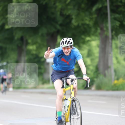 15.06.2025 - 7 Türme Triathlon Yannick Fuchs http://msf.ph/oto/7966322 15.06.2025 11:17:18 Radfahren 230 meine-sportfotos.de