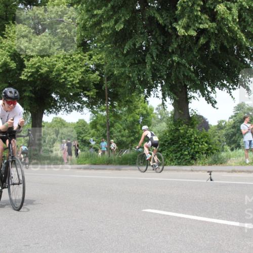 15.06.2025 - 7 Türme Triathlon Yannick Fuchs http://msf.ph/oto/7966337 15.06.2025 13:17:21 Radfahren  meine-sportfotos.de