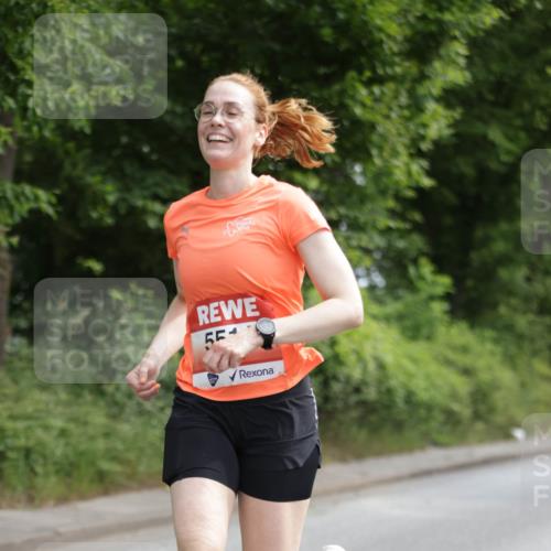 15.06.2025 - REWE Women's Run Jannik Wohlers http://msf.ph/oto/7966381 15.06.2025 10:01:31 Laufen 55 meine-sportfotos.de