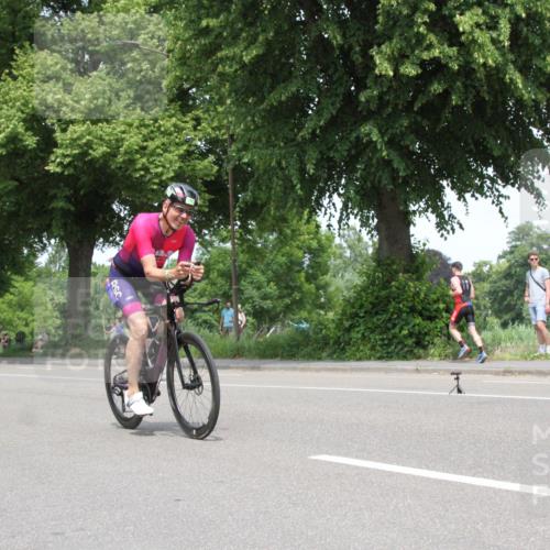 15.06.2025 - 7 Türme Triathlon Yannick Fuchs http://msf.ph/oto/7966416 15.06.2025 13:17:51 Radfahren  meine-sportfotos.de