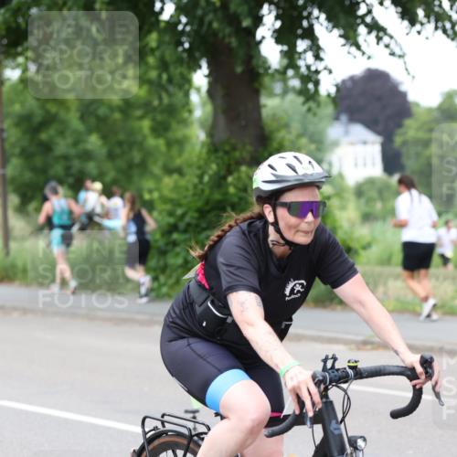 15.06.2025 - 7 Türme Triathlon Yannick Fuchs http://msf.ph/oto/7966422 15.06.2025 14:02:56 Radfahren 887 meine-sportfotos.de
