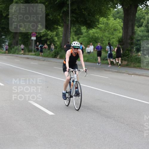 15.06.2025 - 7 Türme Triathlon Yannick Fuchs http://msf.ph/oto/7966435 15.06.2025 14:02:59 Radfahren 887 meine-sportfotos.de