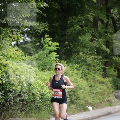 15.06.2025 - REWE Women's Run Jannik Wohlers http://msf.ph/oto/7966478 15.06.2025 10:01:42 Laufen 5594 meine-sportfotos.de